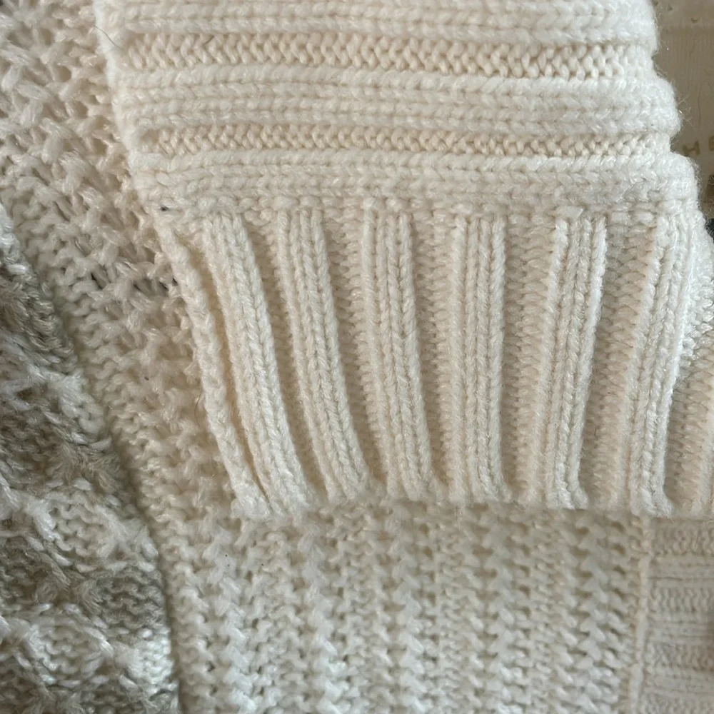 Arizona cream & taupe button down cardigan size small - Picture 5 of 8